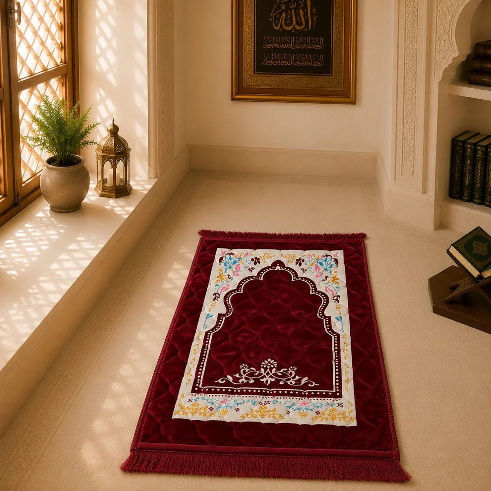 Luxury Soft Prayer Mat – Premium Islamic Janamaz | Thick & Comfortable Prayer Rug | Maroon